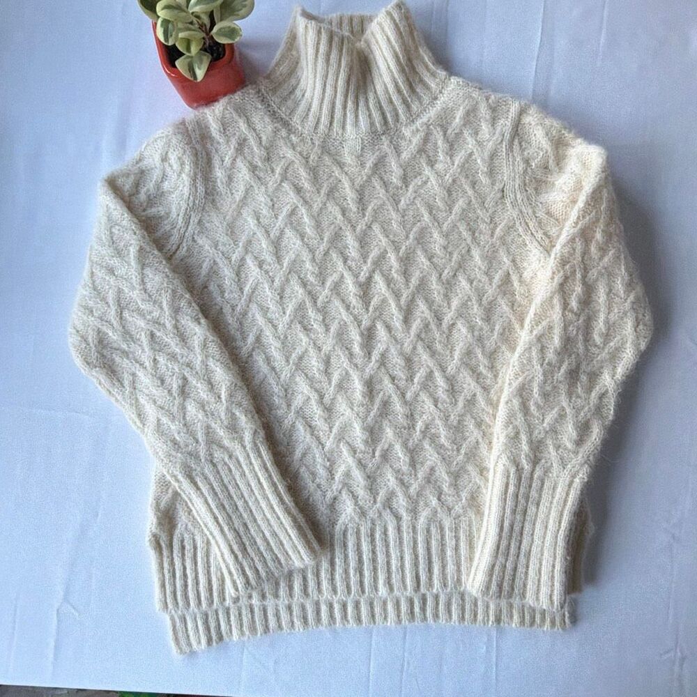 RedMaple Sportswear Alpaca Pullover Sweater Small Natural Cream Mock Turtleneck